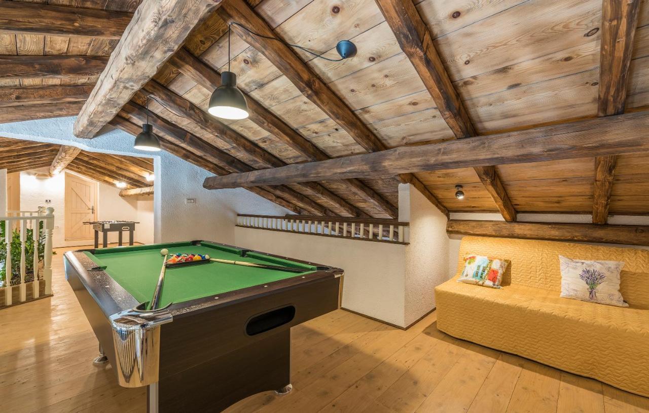 Family Villa Lipica With Private Pool And Jacuzzi Pazin Zewnętrze zdjęcie